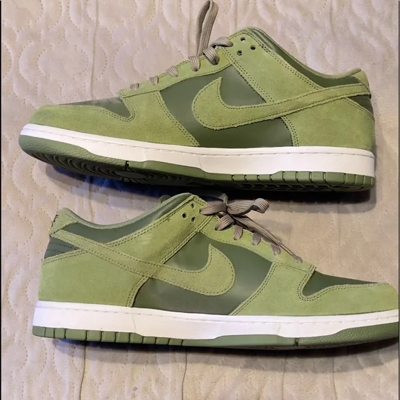 Nike SB Dunk low size 13 “Palm Green” Brand New Nike Dunk Low 12M Palm Green | eBay main image 3
